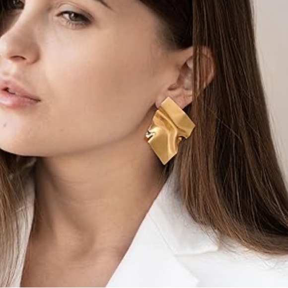 Large Gold Fold Square Large Earrings - Picture 7 of 11